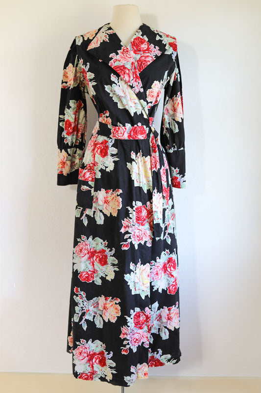 Vintage 1940s Dressing Gown - Volup! Black Red Rose Print Lingerie Cotton Hostess House Coat Size L to XL