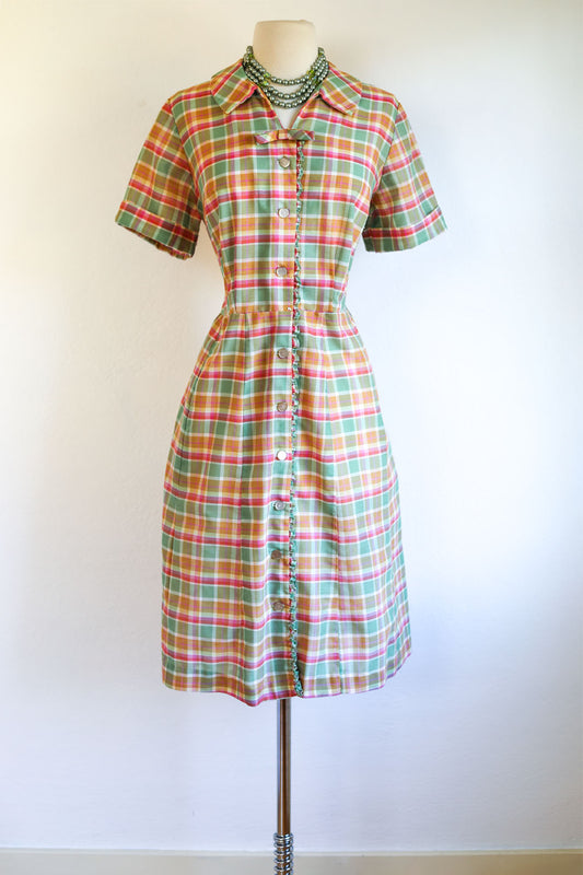 Vintage Early 1960s Coat Dress - Pert Volup! Glenbrooke Autumnal Olive Green Pink Plaid Cotton Blend Shirtwaist Size L to XL