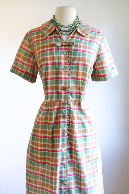 Vintage Early 1960s Coat Dress - Pert Volup! Glenbrooke Autumnal Olive Green Pink Plaid Cotton Blend Shirtwaist Size L to XL