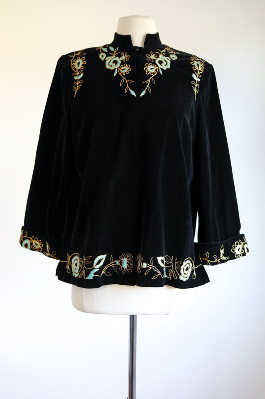Vintage 1940s to 1950s Cocktail Jacket - Black Velvet Boxy Swing Coat w Gilt Cord + Floss Embroidery Size M to L