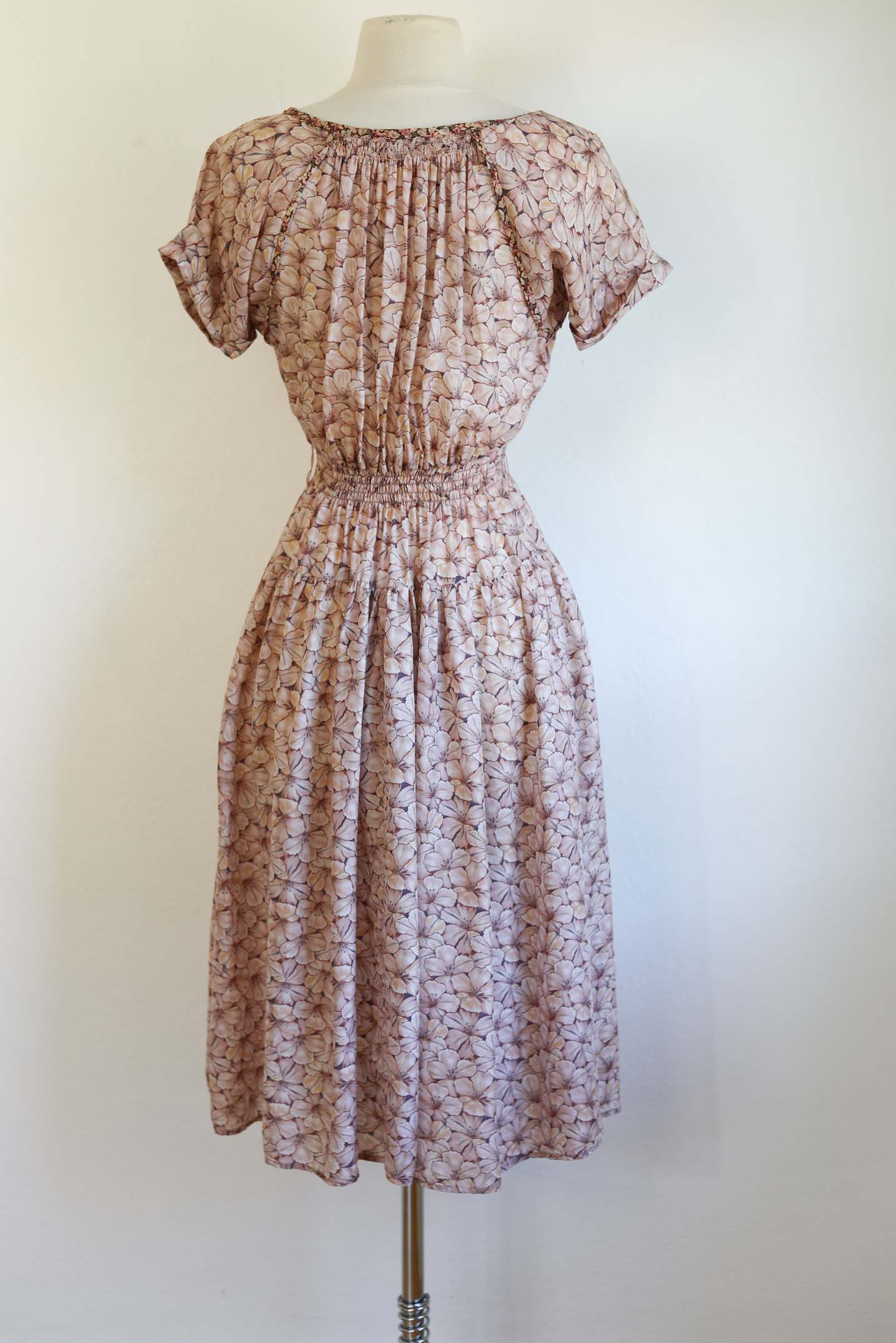 Vintage 1970s Midi Dress - Silky, Flowy Layered Blossom Print Pale Blush Folk Sundress Size XS to M