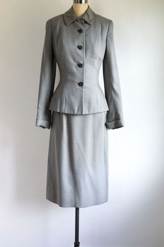 Vintage 1940s to 1950s Princess Suit - Mushroom Neutral Wool Gabardine Sculpted Strong Shoulder Blazer Jacket + Skirt Size S