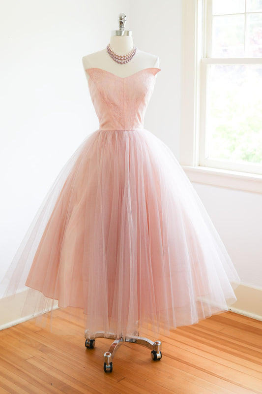 Vintage 1950s Dress - SWEET w an EDGE Pastel Pink Tulle Lace Strapless Gown w Fanged Bust Size S