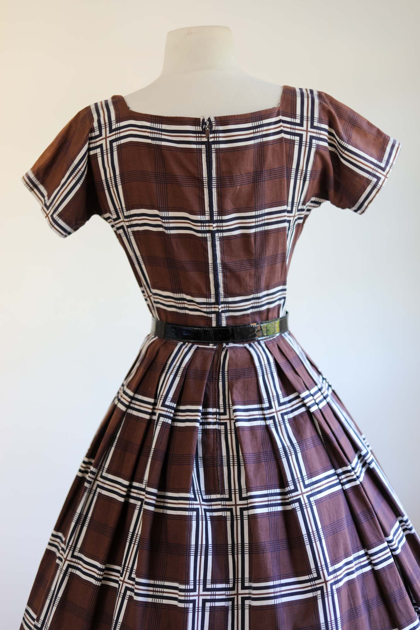 Vintage 1950s Party Dress - Smart Espresso Black White Plaid Cotton w Bowtie Dress Size XS to S