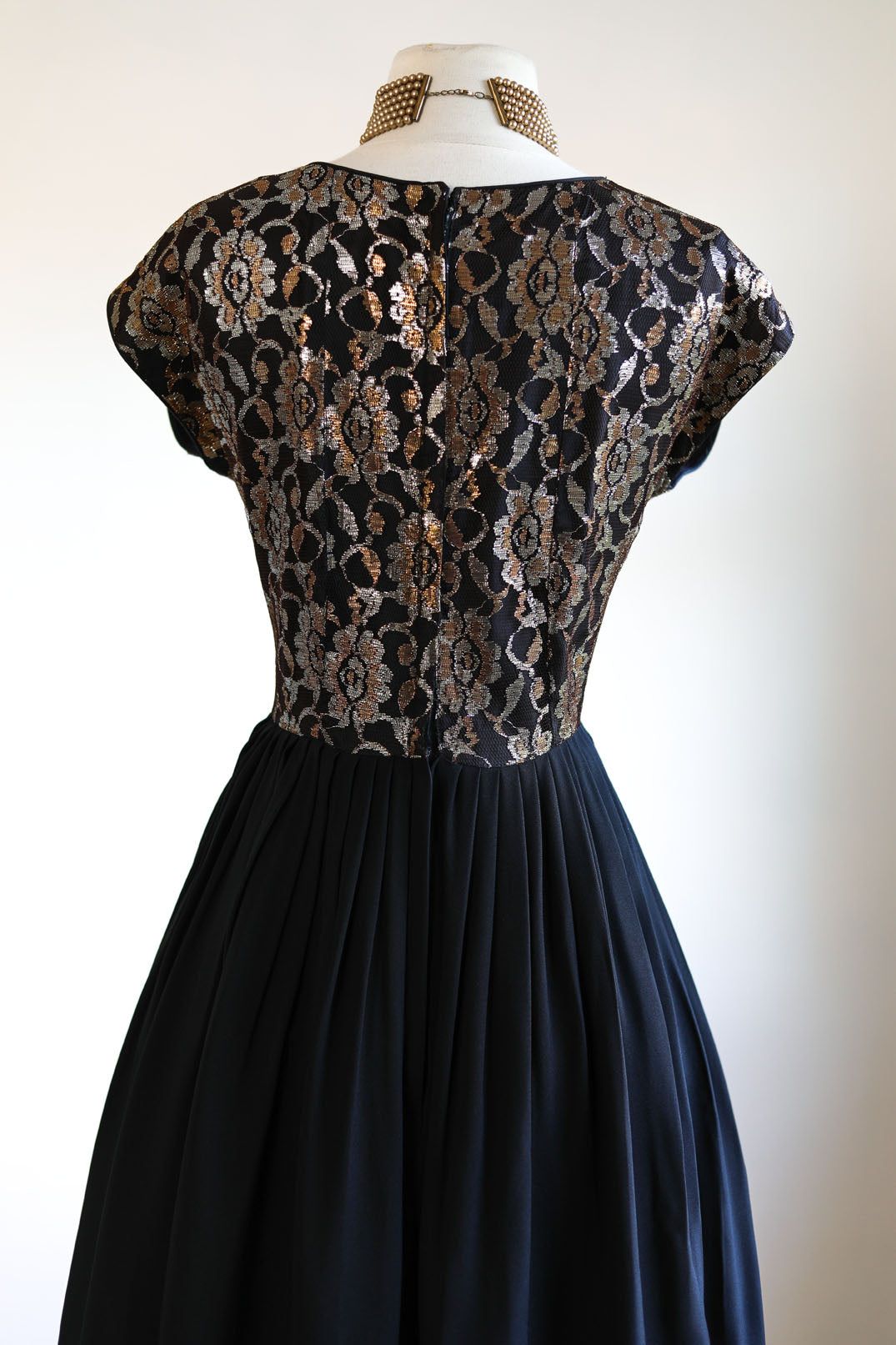 Vintage 1950s to 1960s Dress - Volup! “Mode O’ Day” Black Silver Gold Metallic Lurex Cocktail Party Dress Size XL