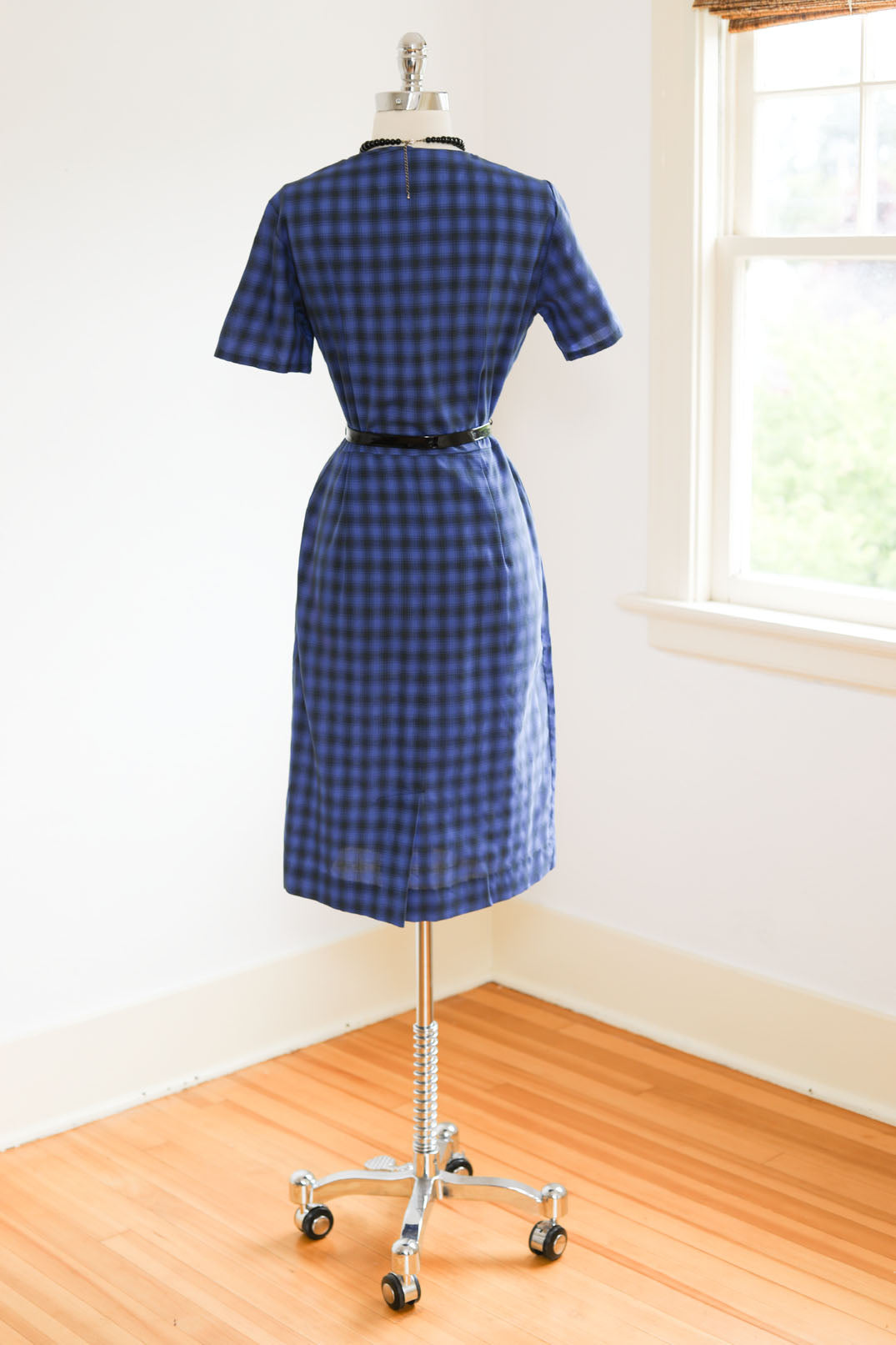 Vintage 1950s Dress - SMART! Blue Black Plaid Fancy Cotton Shirtwaist Wiggle Cocktail w Tuxedo Details Size M