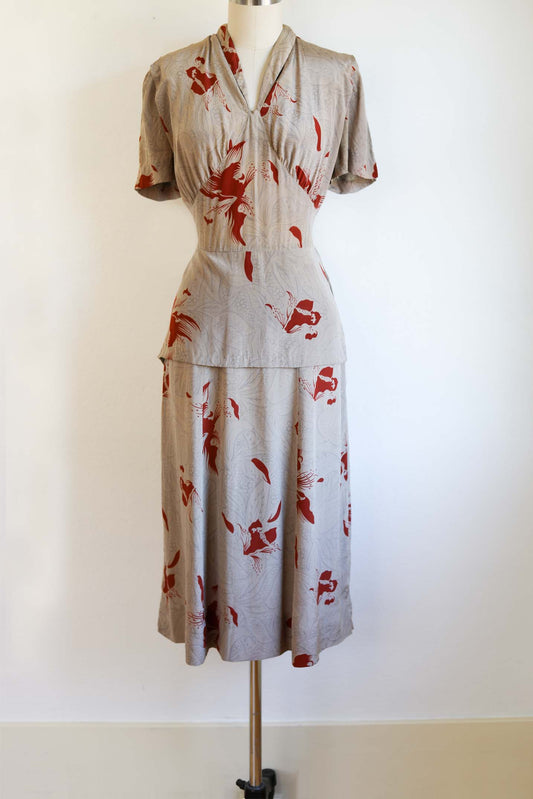 Vintage 1940s Dress - Wounded Bird Grey + Terracotta Rayon Tropical Floral Day Dress As-Is Size M to L
