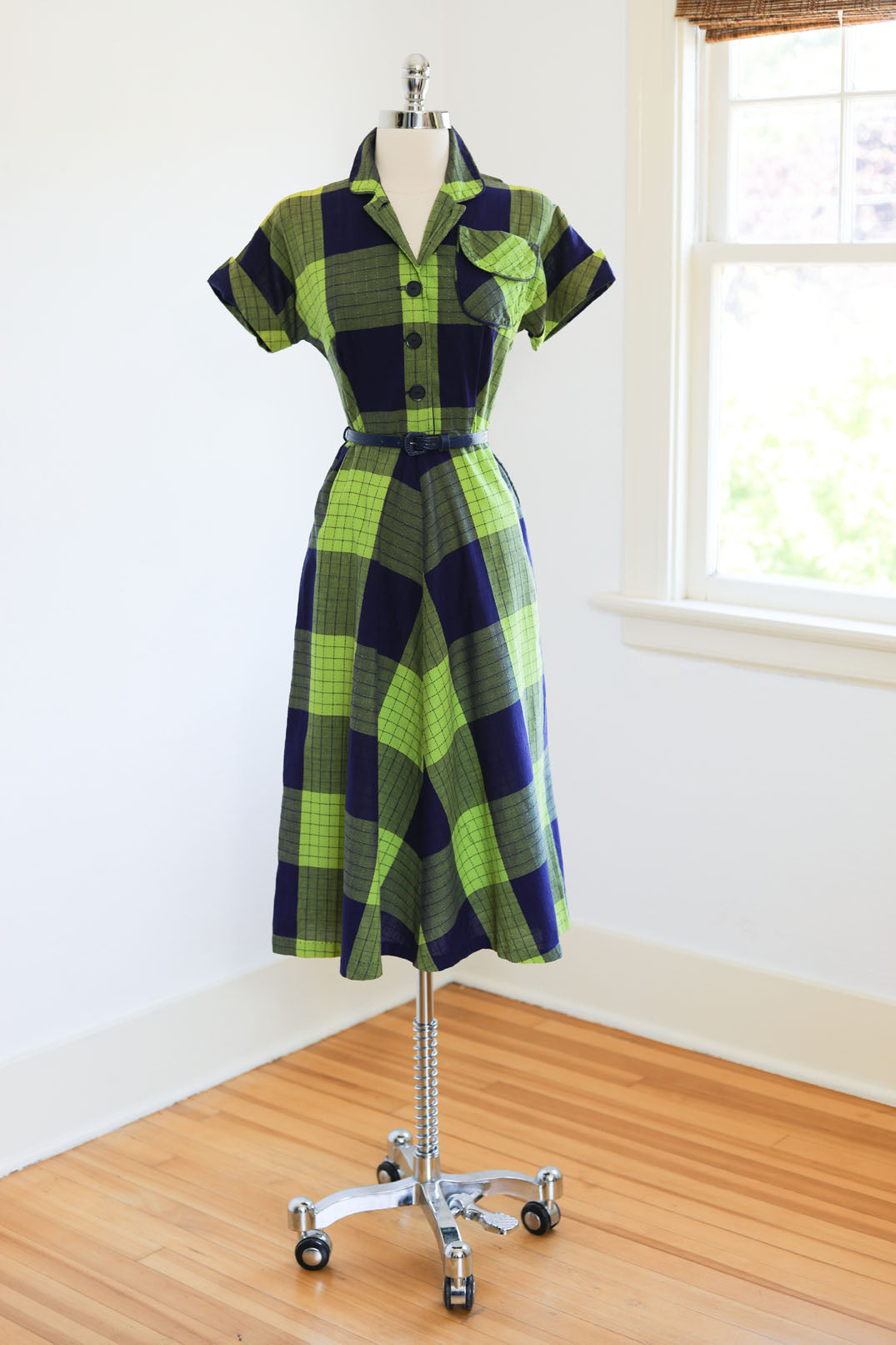 Vintage 1940s Dress - Navy Blue + SHOCKING Lurid Lime Green Plaid Cotton Woven Jean Leslie Shirtwaist Size M