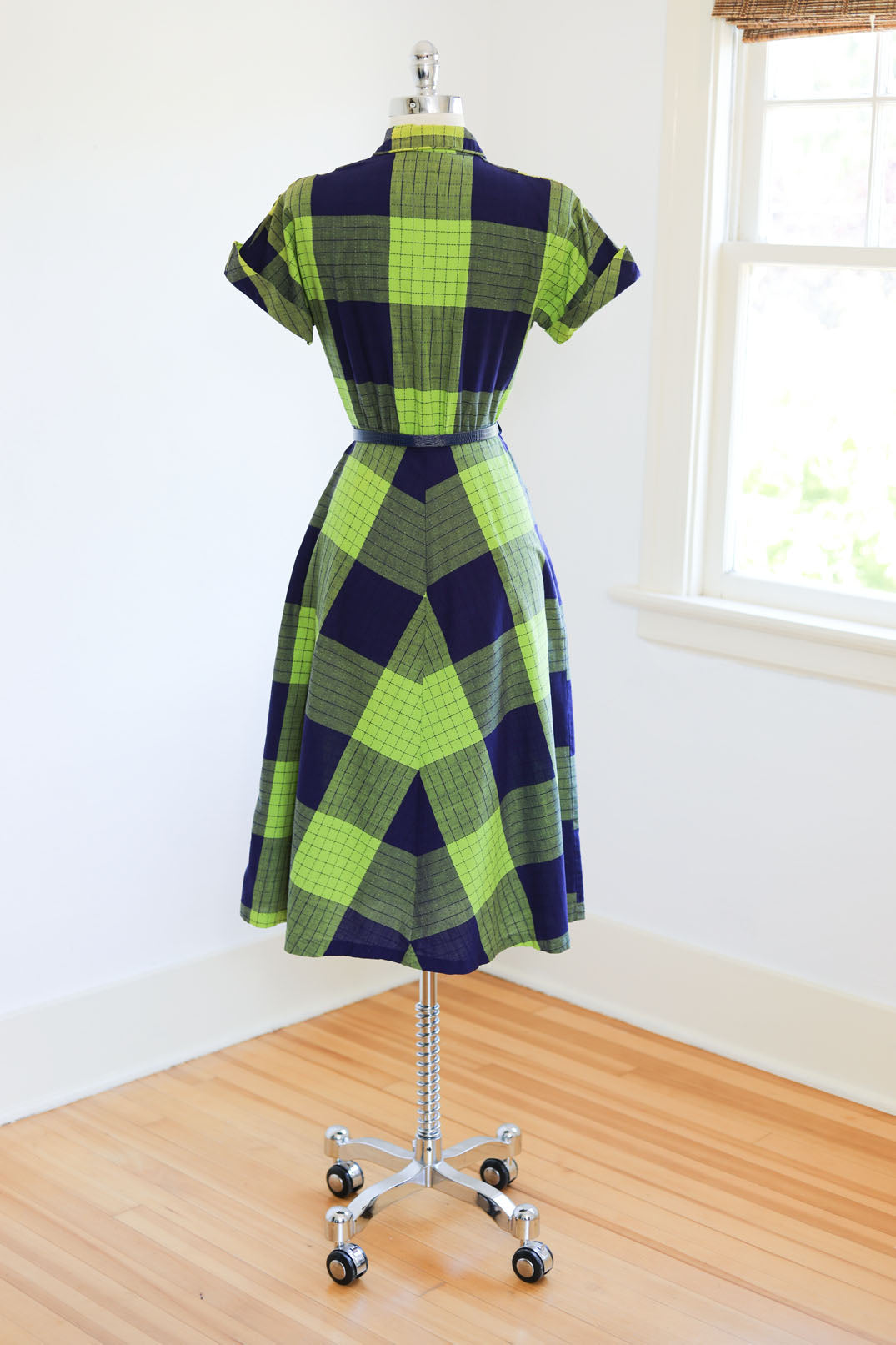 Vintage 1940s Dress - Navy Blue + SHOCKING Lurid Lime Green Plaid Cotton Woven Jean Leslie Shirtwaist Size M