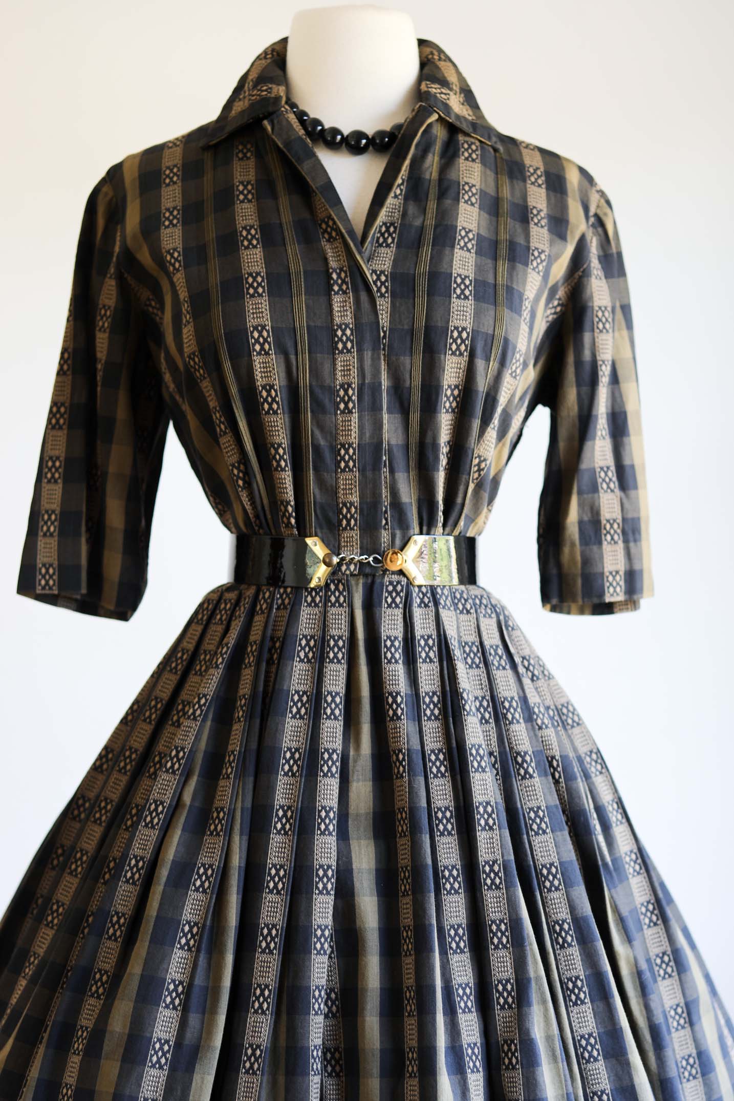 Vintage 1950s to 1960s Dress - Wonderful Woven Cotton Olive Black Plaid Shirtwaist Size M