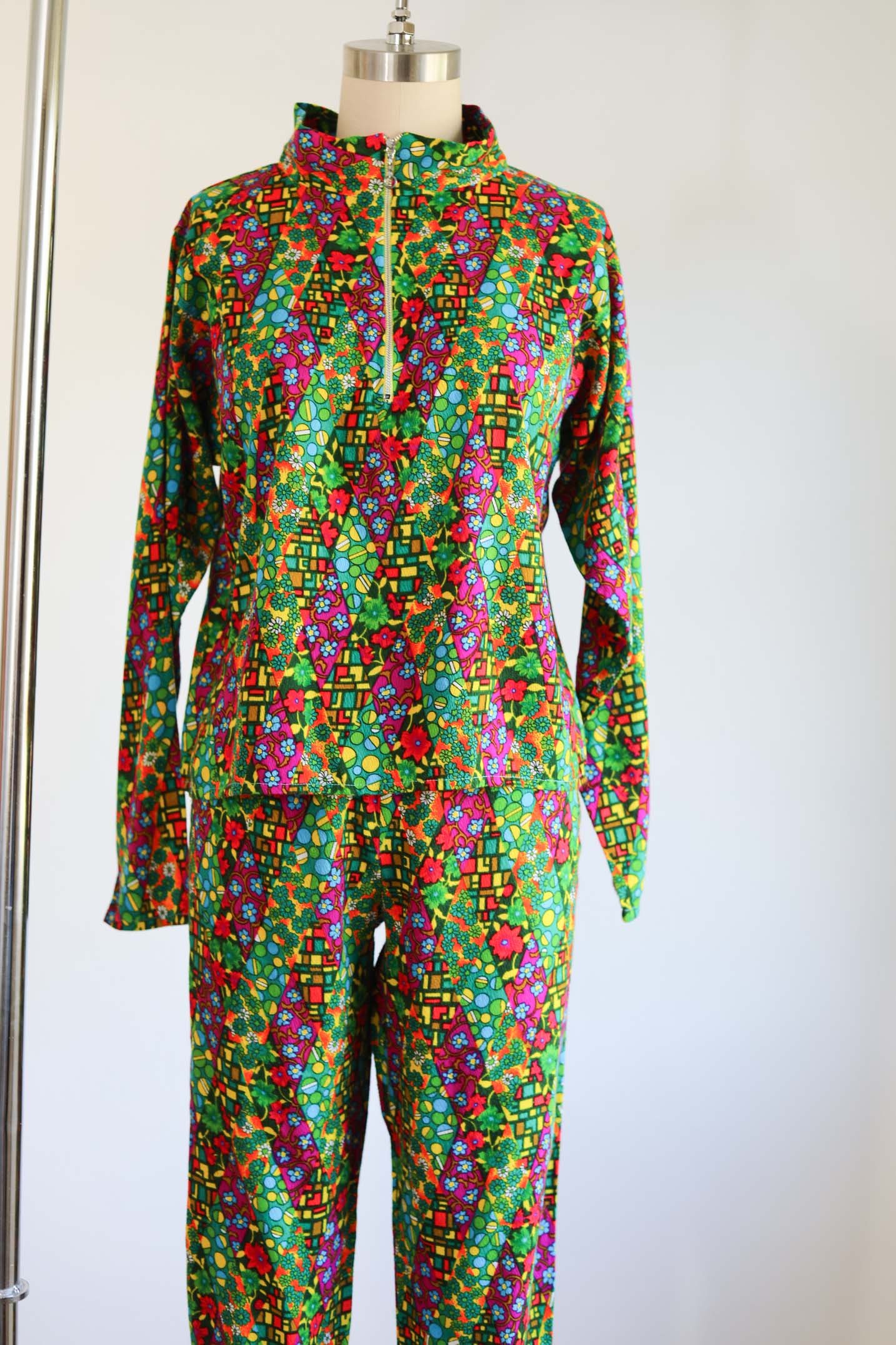 Vintage 1960s Psychedelic Pant Suit - Acid Neon Print Designer Metal Zip-up Top + Cigarette Pants Size M