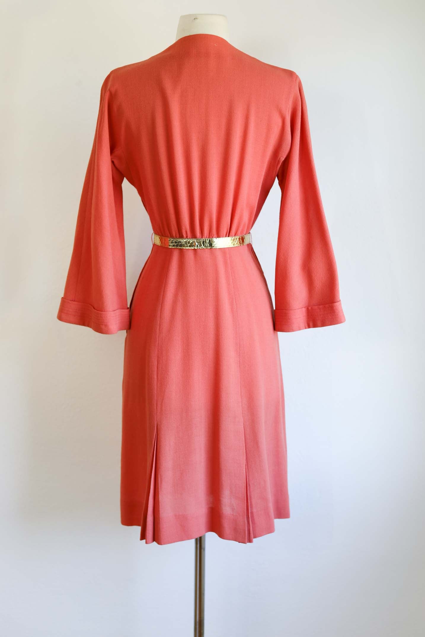 Vintage 1940s Dress - Smart, Sophisticated Coral Pink Wool Samuel Grossman w Gold Metal Accents Dress Size