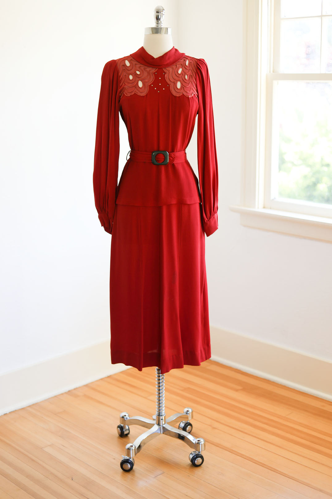 Vintage 1930s Dress - UNBELIEVABLE Bishop-Sleeved Wine/Paprika Red Belted Crepe w Soutache + Fishnet Mesh Size M - L