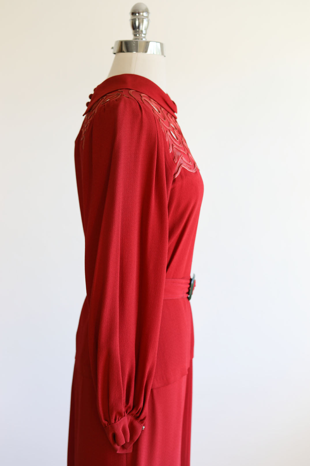 Vintage 1930s Dress - UNBELIEVABLE Bishop-Sleeved Wine/Paprika Red Belted Crepe w Soutache + Fishnet Mesh Size M - L