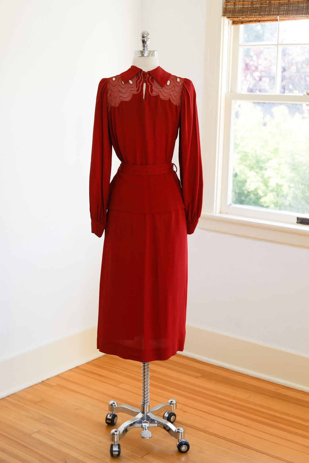 Vintage 1930s Dress - UNBELIEVABLE Bishop-Sleeved Wine/Paprika Red Belted Crepe w Soutache + Fishnet Mesh Size M - L