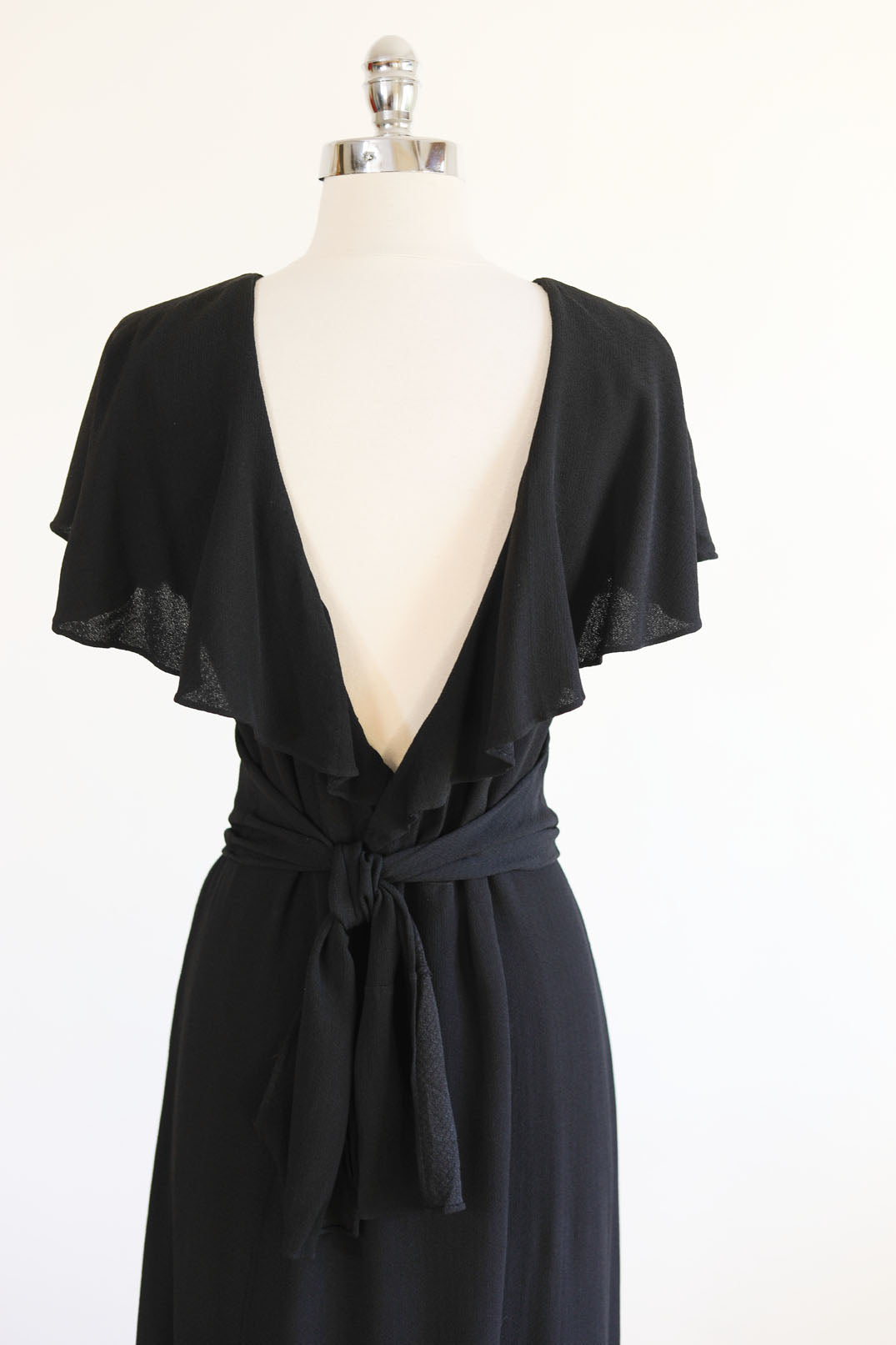 Vintage 1930s Dress - SUMMER GOTH Femme Fatale Rayon Crepe Wrap Dress w Deep Rear Cut Size S - L