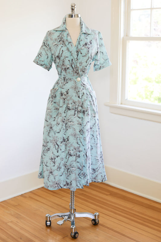 Vintage 1940s Novelty CREEPY TREES Dressing Gown - Dreamy Delphite Blue + Black Cotton Hostess Robe Size S to L