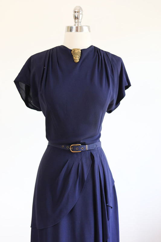 Vintage 1940s Dress - BOMBSHELL Navy Blue Rayon w Gold Metallic Grape + Brass Belt Details Size M - L