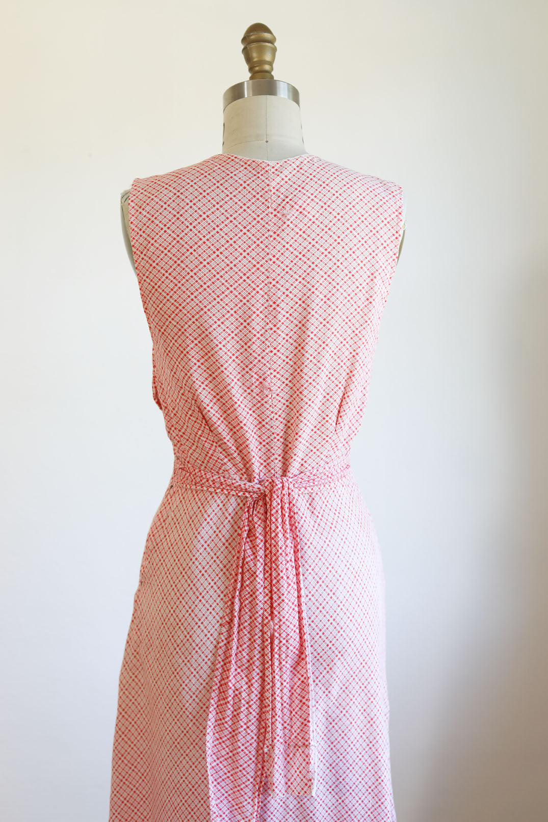 Vintage 1930s Cotton Dress - ADORABLE! Pink Deco Plaid w Era Repairs, Neck Tie, Feed Sack Cotton Sundress Size S