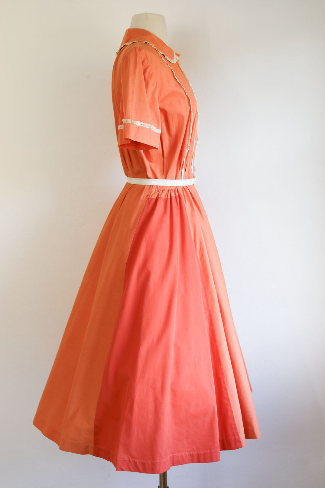 Vintage Early 1950s Shirtwaist - Darling Pumpkin Color Block Soft Cotton Lace Trim Dress Size L