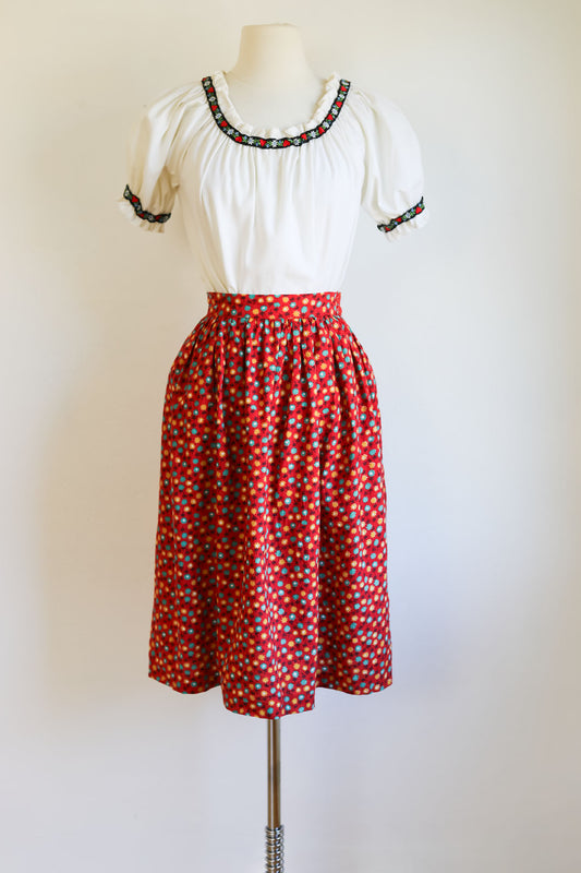 Vintage 1940s Skirt - Darling Bakelite Colors Floral Print Cotton Skirt Size XS to S