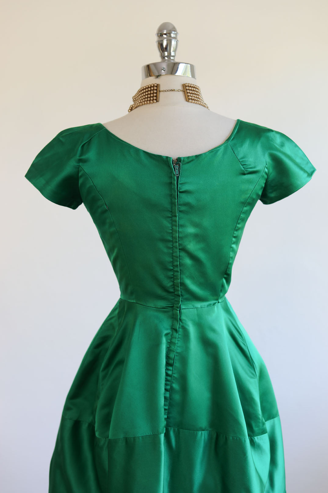 Vintage 1950s to 1960s Dress - GLOWING Emerald Green Silk + Silk Satin Cocktail Dress Size XS to S