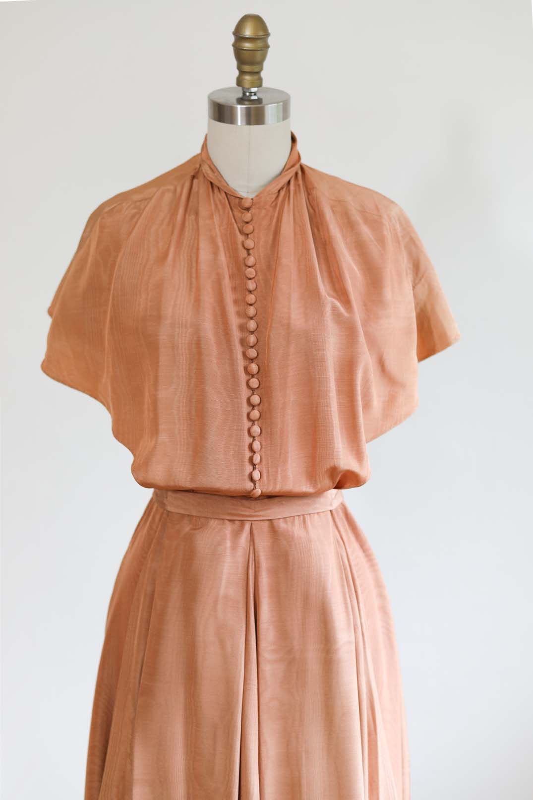 Vintage 1940s Dress - INCREDIBLE Rosy-Copper Burlwood Pattern Moire Swing Frock w Belt-Back Overdress Size XS