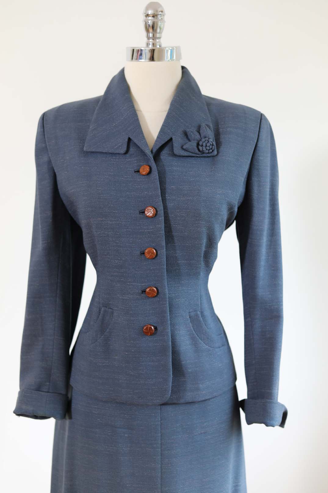 Vintage 1940s to 1950s Wool Dress Suit - SHAPELY Slate Blue Fleck Skirt and Jacket w Leather Buttons + 3D Flower Size M - L