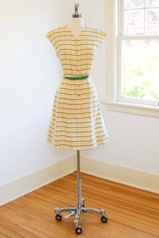 Vintage 1940s to 1950s Dress - ZINGY STRIPES Woven Cotton Shirtwaist Pastel Yellow Olive Size M to L