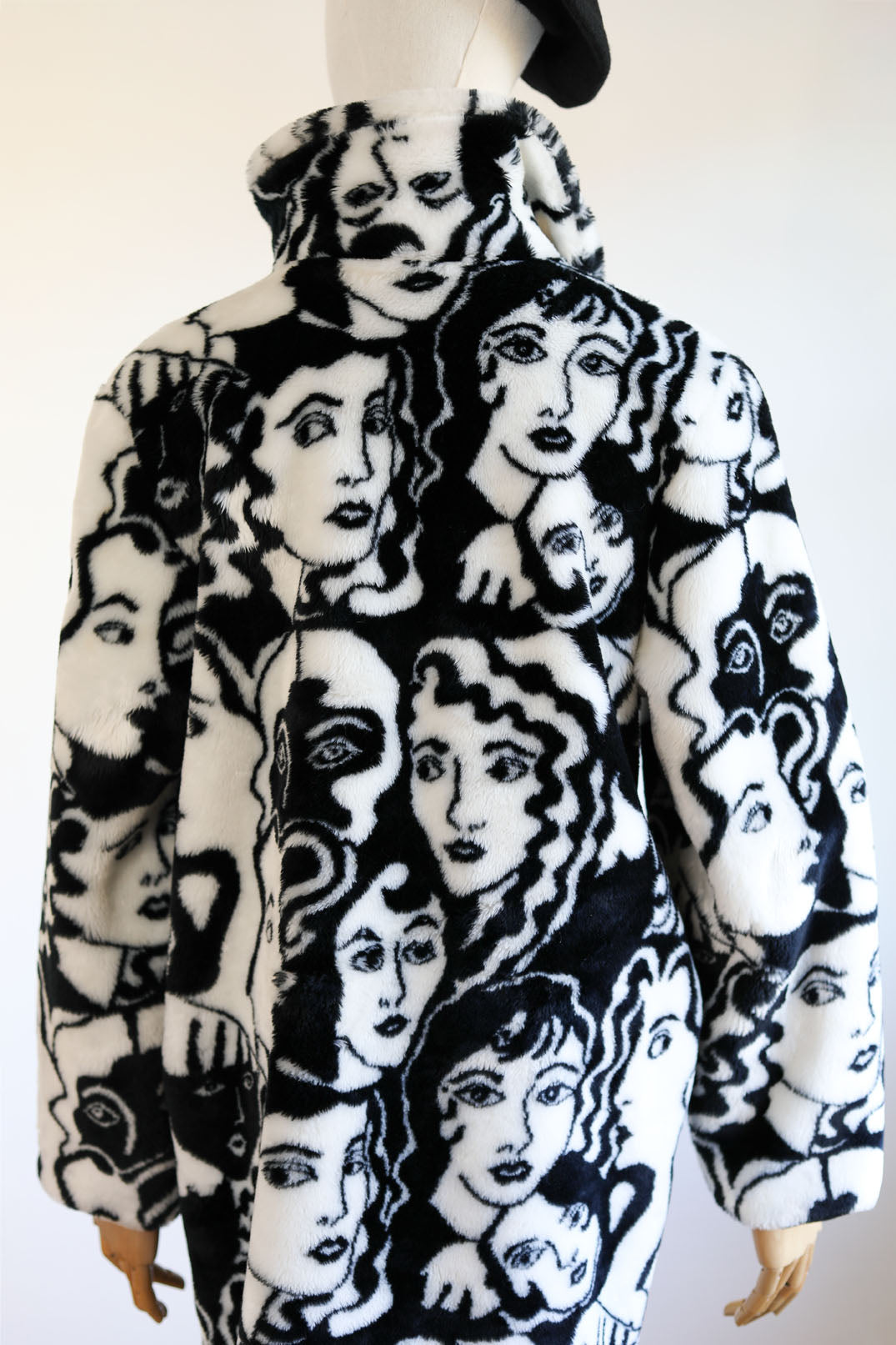 Vintage 1980s RARE Novelty Print Coat - Black White Deco Faces New Wave Faux Fur Teddy Coat Size XS S M