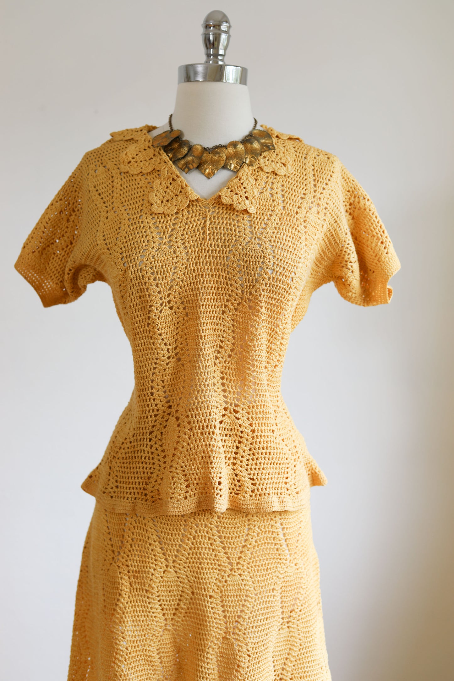 Vintage 1930s to 1940s Crochet Knit Dress Suit - Honey Cotton Hand-Crochet Knitwear Deco Blouse + Skirt Size S - M