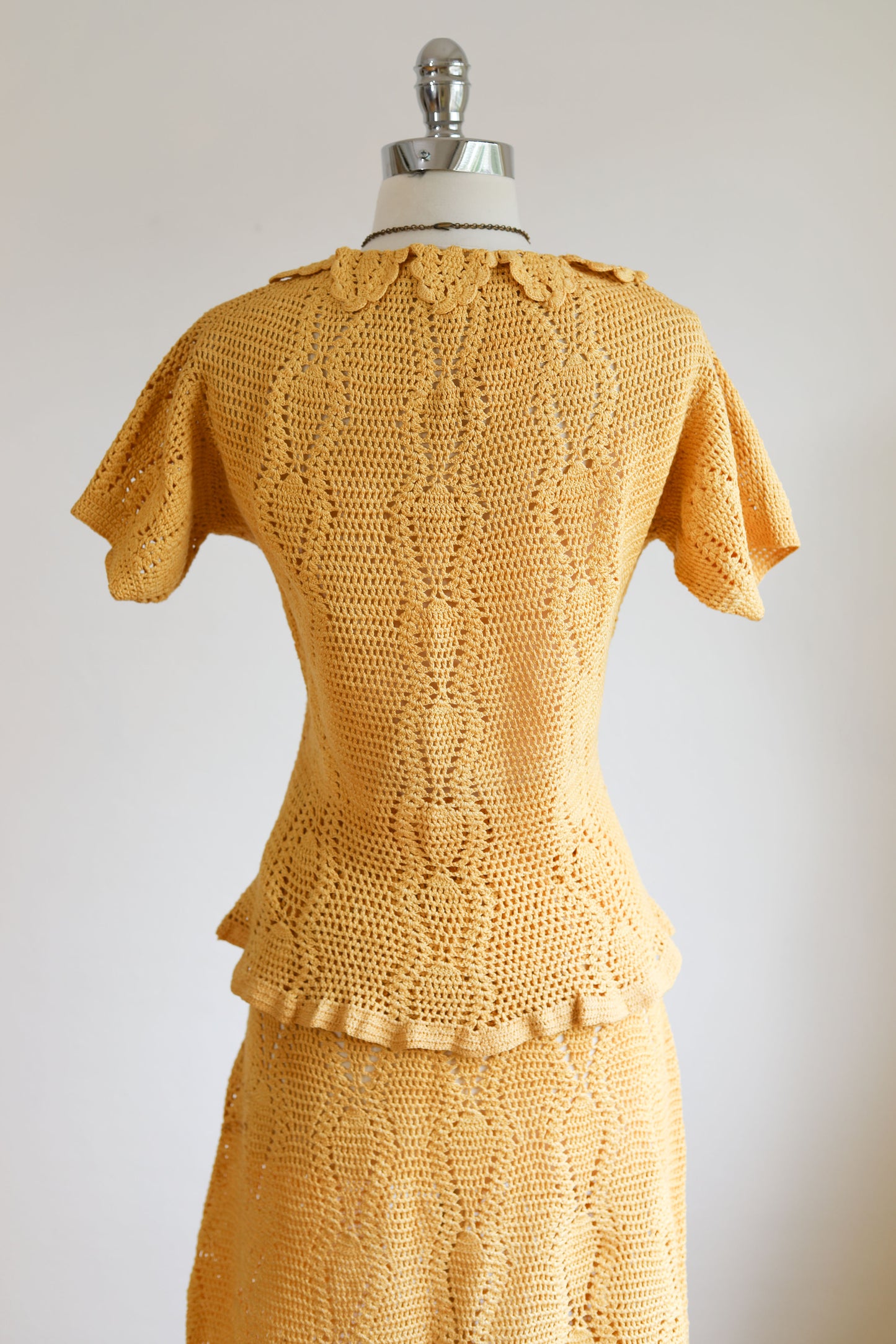 Vintage 1930s to 1940s Crochet Knit Dress Suit - Honey Cotton Hand-Crochet Knitwear Deco Blouse + Skirt Size S - M