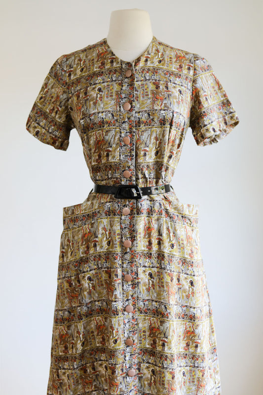 Vintage 1950s Shirtwaist - Gorgeous Egyptian Novelty Print w Dogs? Jackals? + Pockets Size M to L