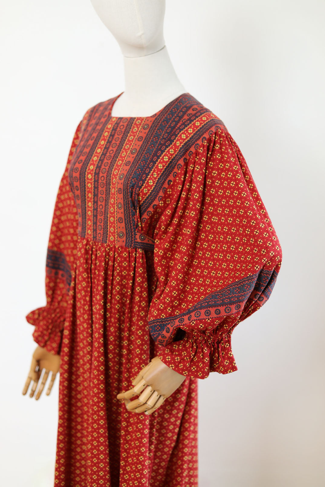 Vintage 1970s Kaftan Gown - Paprika Navy Block Print Indian Cotton Maxi Dress w HUGE Sleeves Size S to L