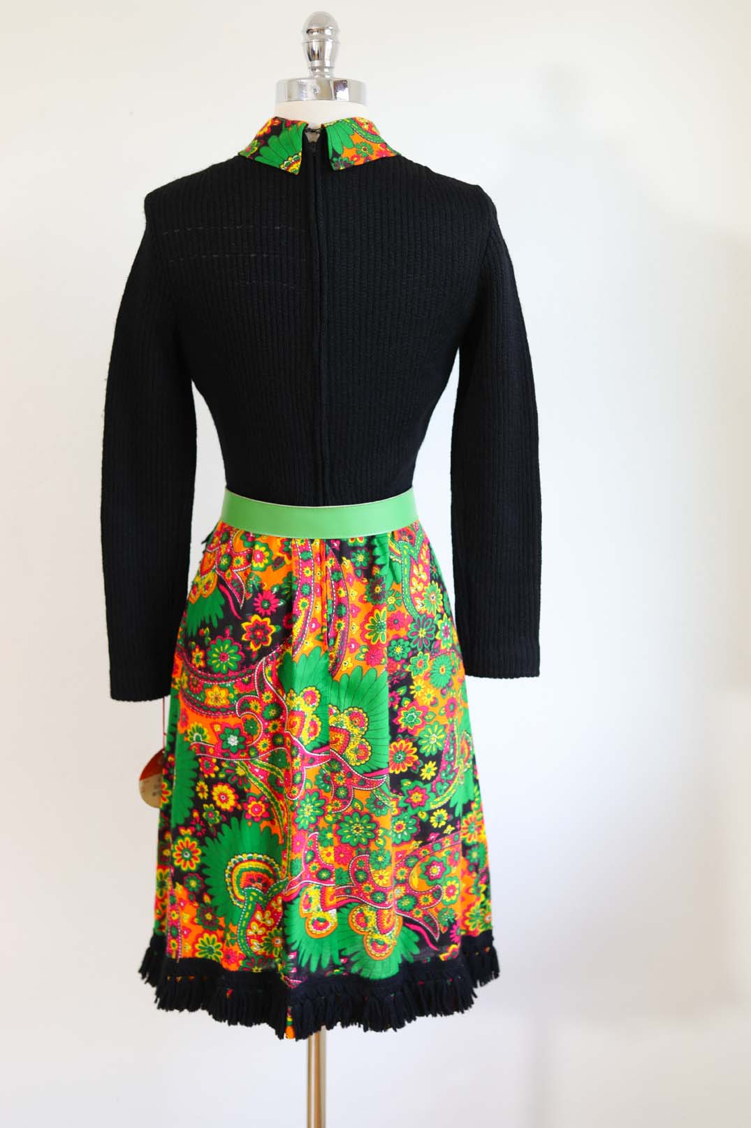 Vintage 1960s Deadstock Knitwear Dress - R&K Knits DREAMSCAPE Wool Psychedelic Fringed Dress Size XS - S