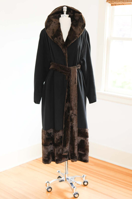 Vintage 1940s STATEMENT COLLAR Coat - Black Cashmere w Chocolate FAUX Sheared Beaver Clutch Cocoon Belted Coat Fits S to XL