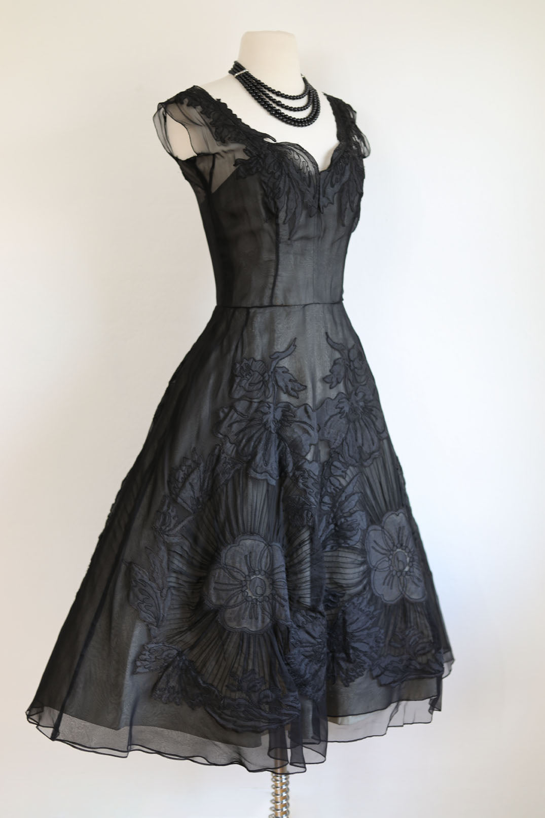 Vintage 1950s Designer Dress - Unbelievably Pretty Lingerie-Inspo Karen Stark Silk Tea-Length Dress Size S