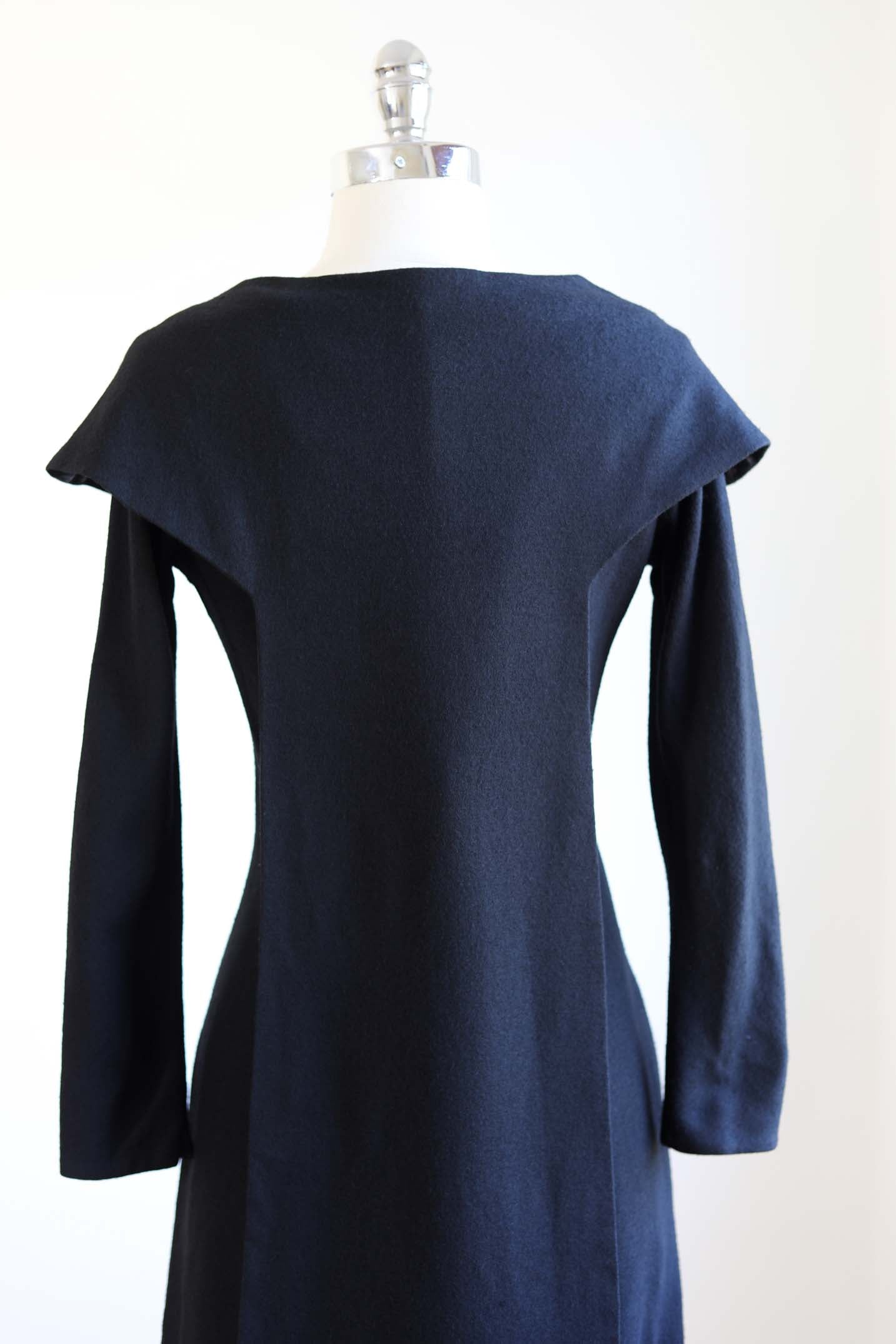 Vintage 1960s AVANT GARDE Knit Dress - MONASTIC Black Wool Princess Seam Knitwear 2-Piece Dress w Huge Buttons Size S to M