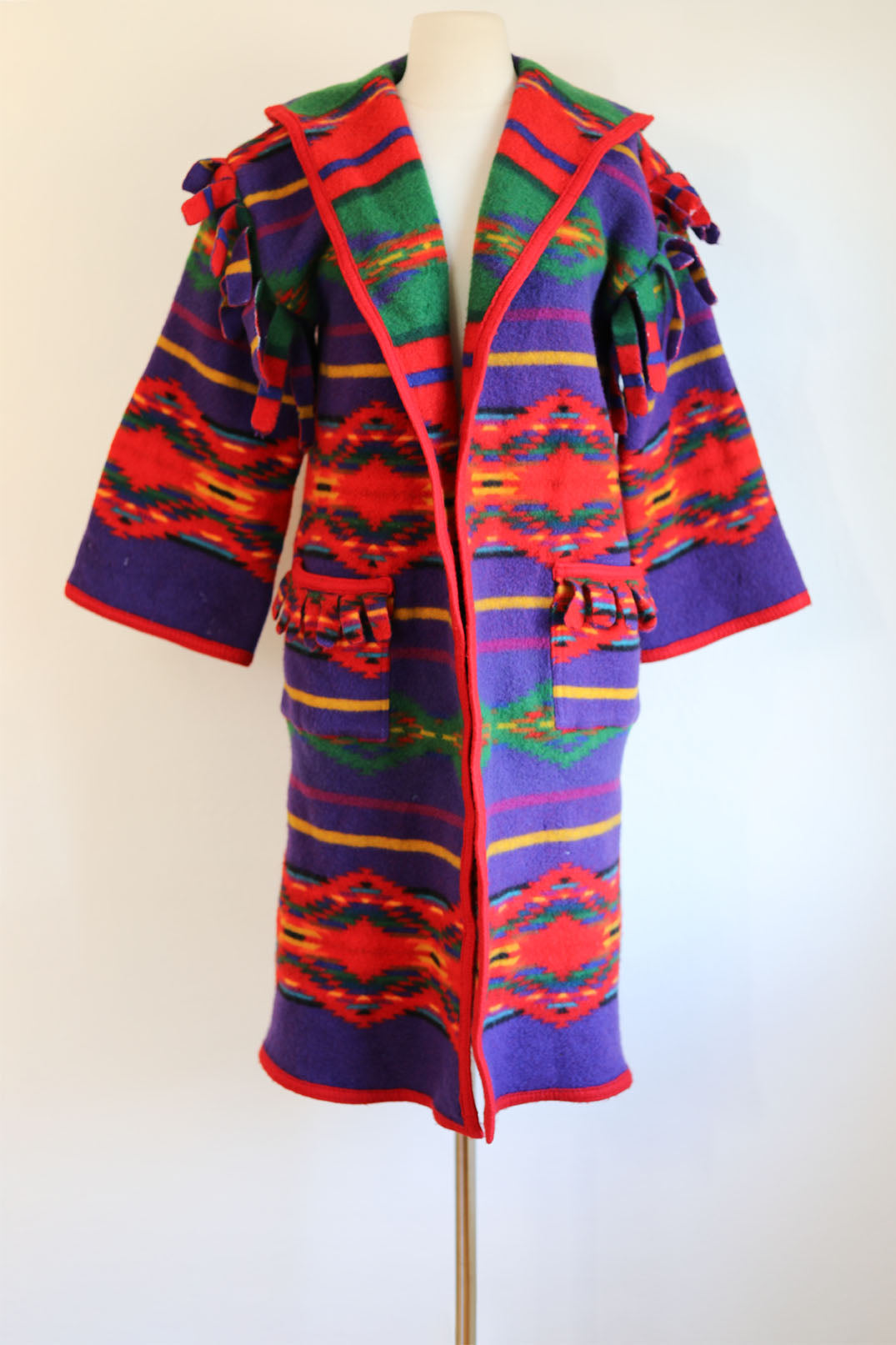 Vintage Pre-1972 Pendleton Hooded Blanket Coat - RARE Reversible Wool "Beaver State" Fringed Coat Size S to M