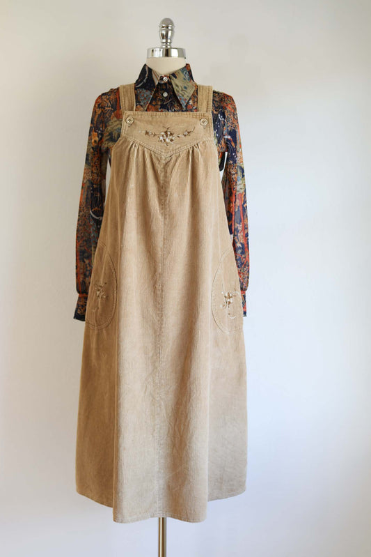 Vintage 1970s Jumper Dress - DARLING Fawn Tan Joni Blair Corduroy Pinafore w Embroidery + Pockets Size XS - S