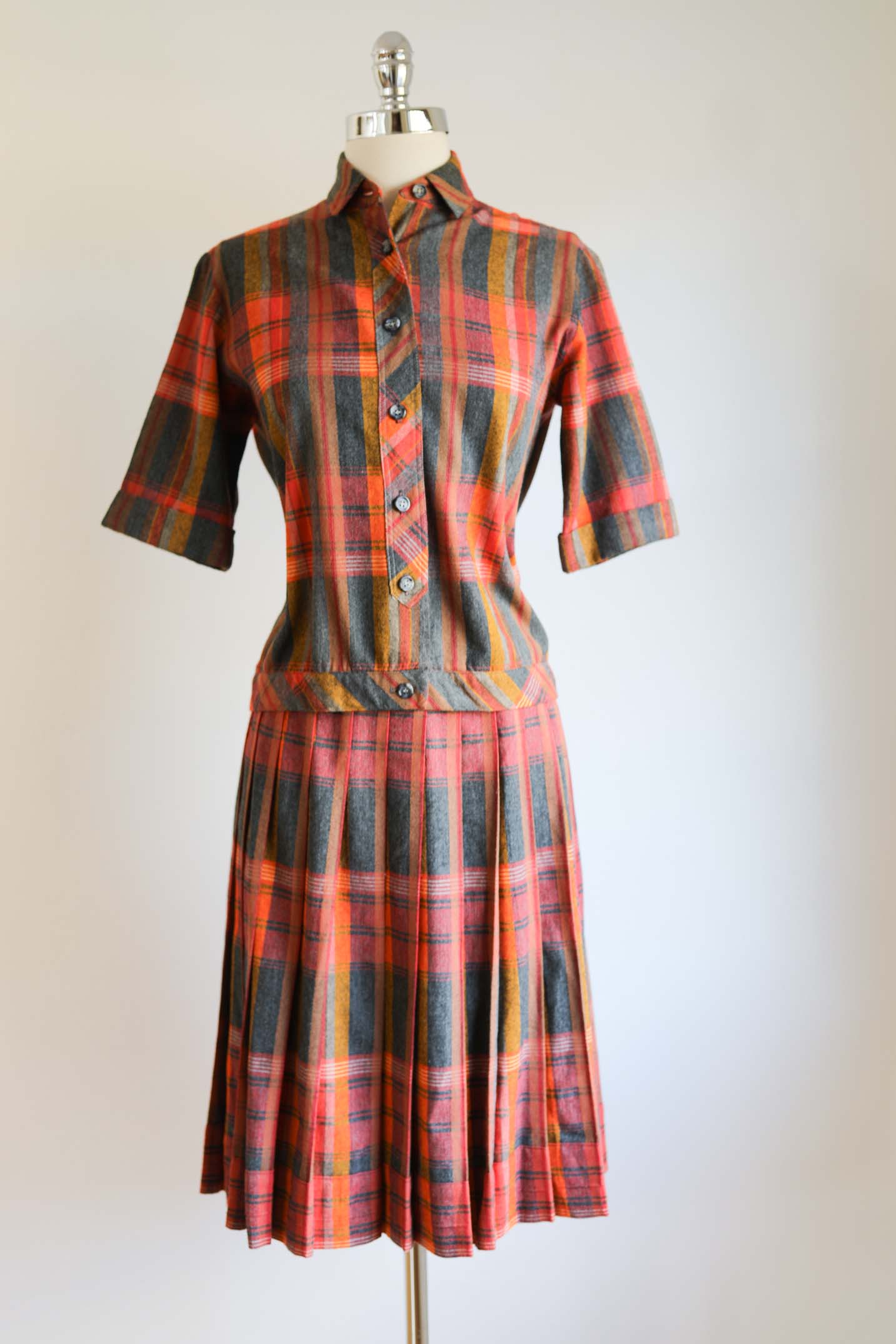 Vintage 1950s Jacket Skirt Suit AUTUMN RAINBOW Wool Plaid Flannel Blouse Reversible Skirt Set Size S to M