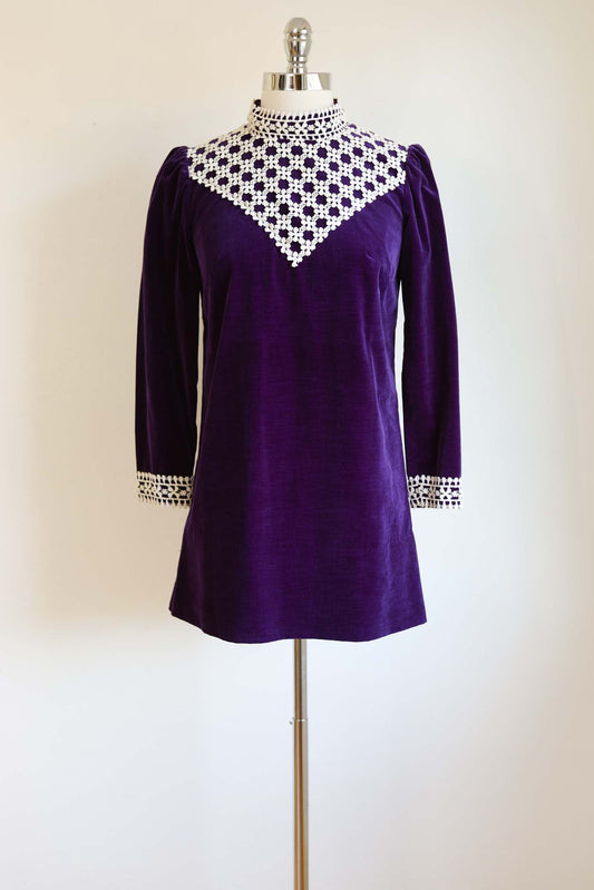 Vintage 1960s Mini Dress - YOUTHQUAKE Violet Purple Velveteen + Crochet Dress Size XS to S