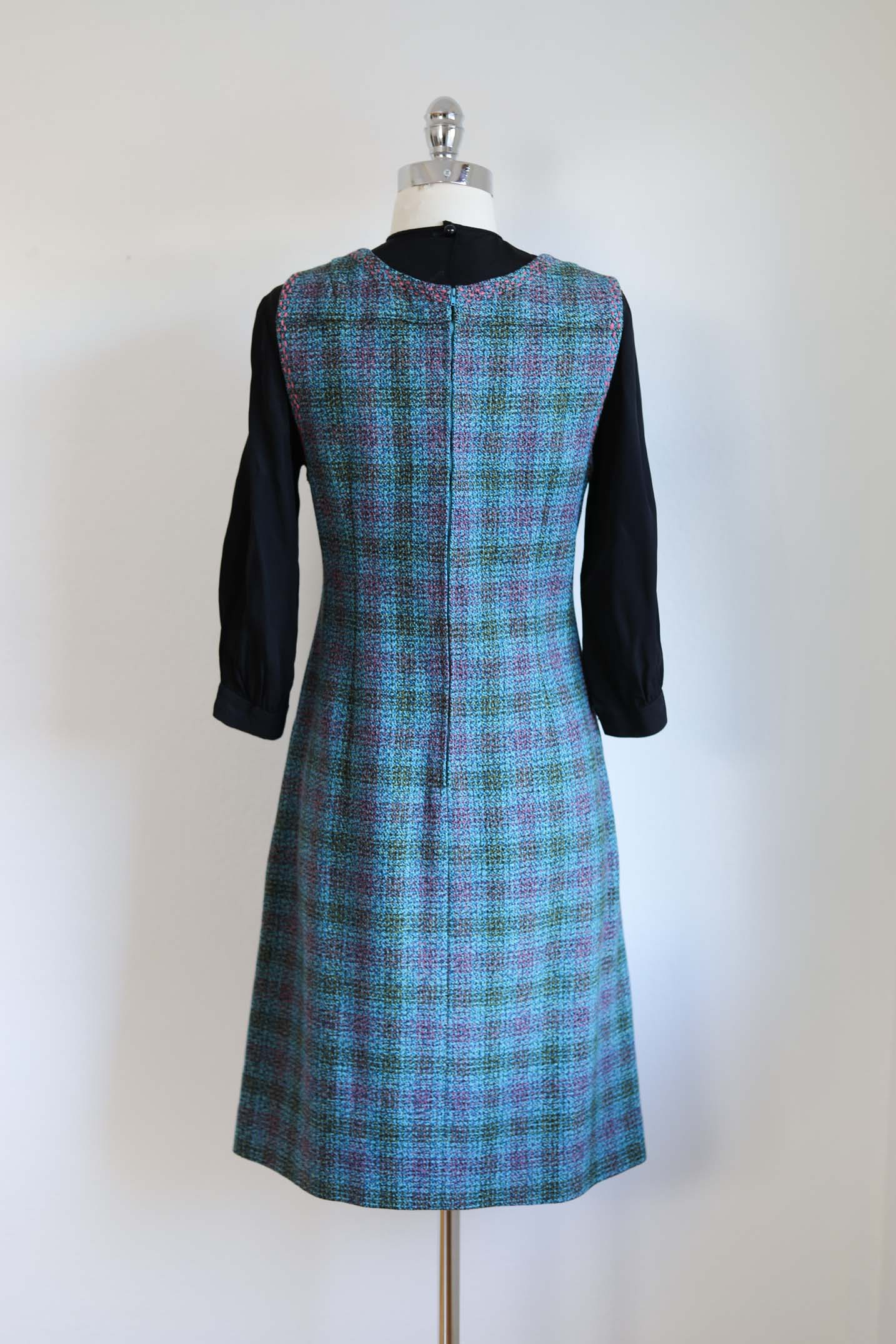 Vintage 1960s Tweed Jumper Dress - SUPER CUTE Teal Olive Pink Wool Dress Size M