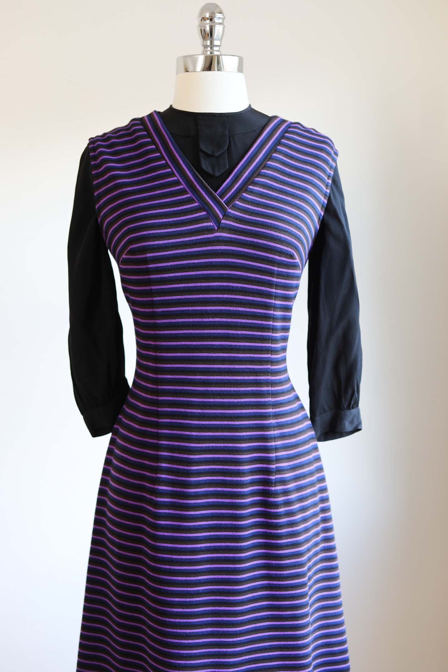 Vintage 1960s Striped Knit Jumper Dress - FAB Black Violet Knitwear Cozy Dress Size M to L