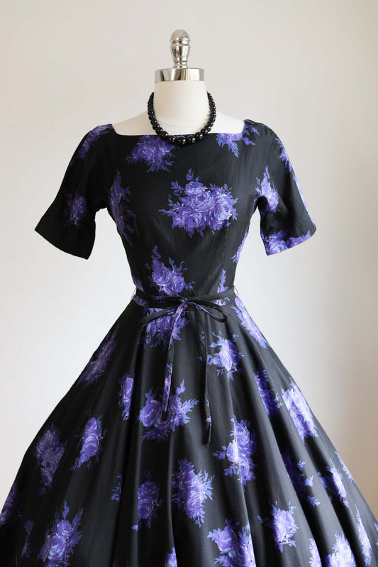 Vintage 1950s Rose Print Dress - LUSH Black Blue Violet L'aiglon Cotton Belted Full Skirt Dress Size XS - S