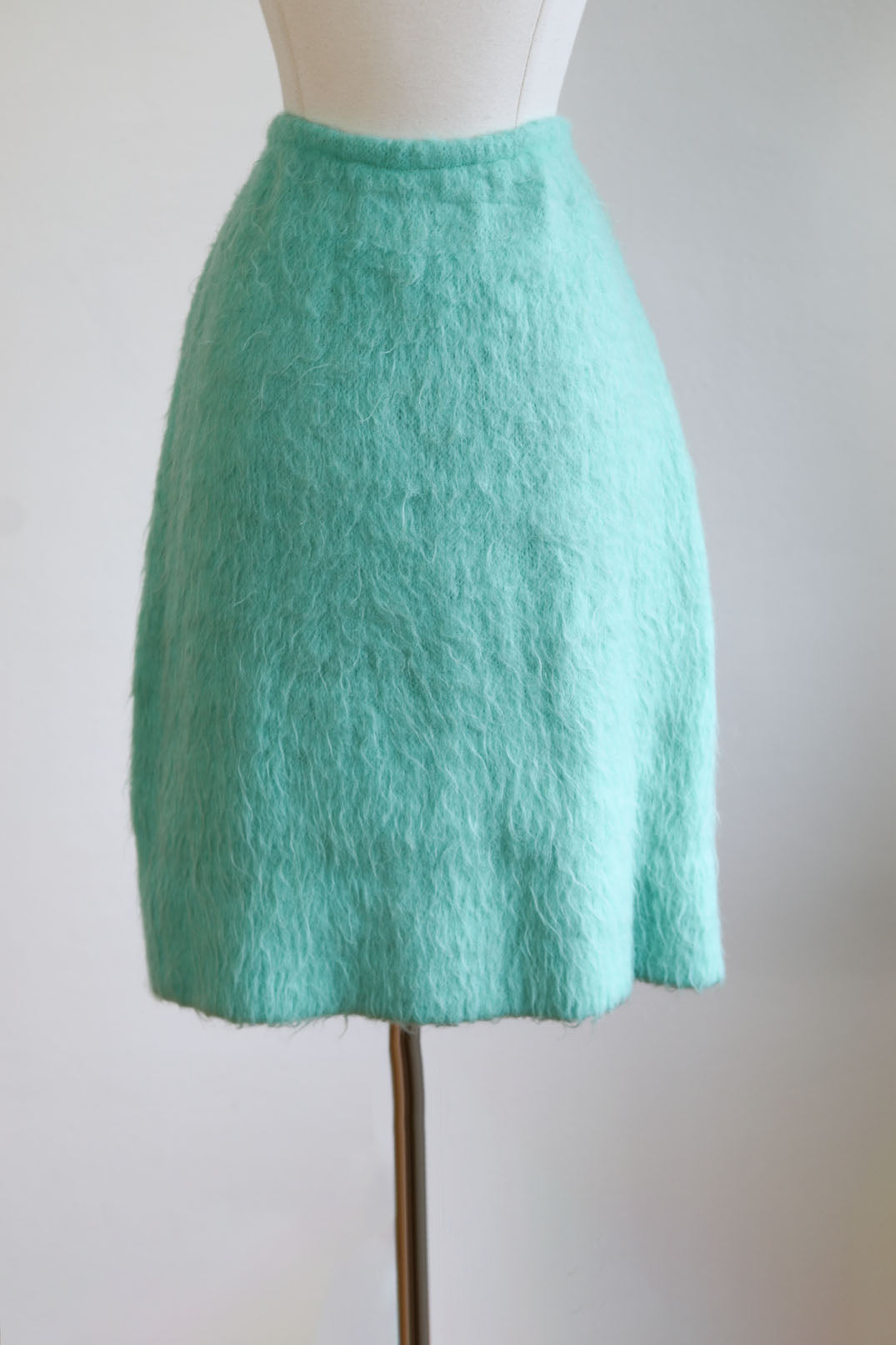 Vintage 1960s Shaggy Knit Mini Skirt - Rare! Faux Fur/Mohair Hairy Mint Green A-line Skirt Size S to L