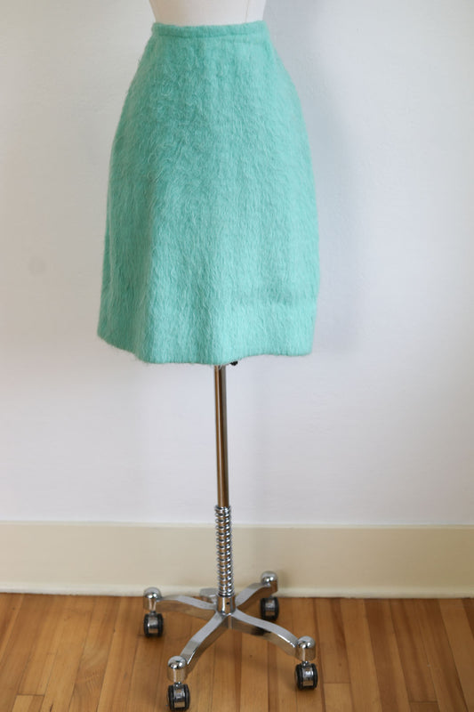 Vintage 1960s Shaggy Knit Mini Skirt - Rare! Faux Fur/Mohair Hairy Mint Green A-line Skirt Size S to L
