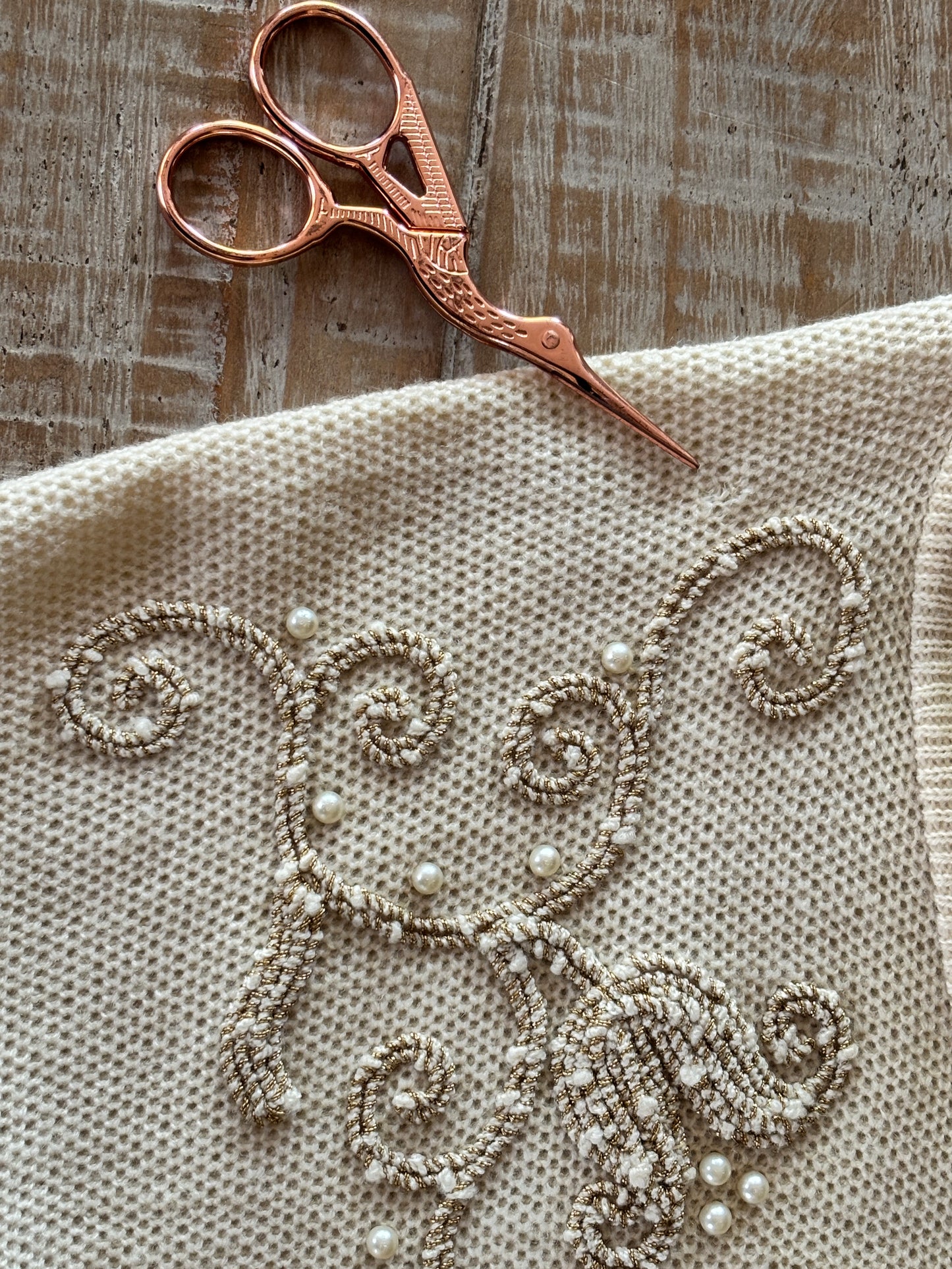 Vintage 1950s Knit Bolero Sweater - Cream w Sparkling Gold Metallic Lurex Vines Knitwear Cardigan Size S to L