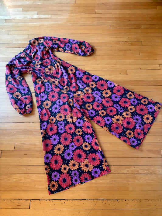 Vintage 1970s Jumpsuit - Volup! Dramatic Black Orange Purple Mod Daisy Print Palazzo Wide Leg Romper Size L to XL