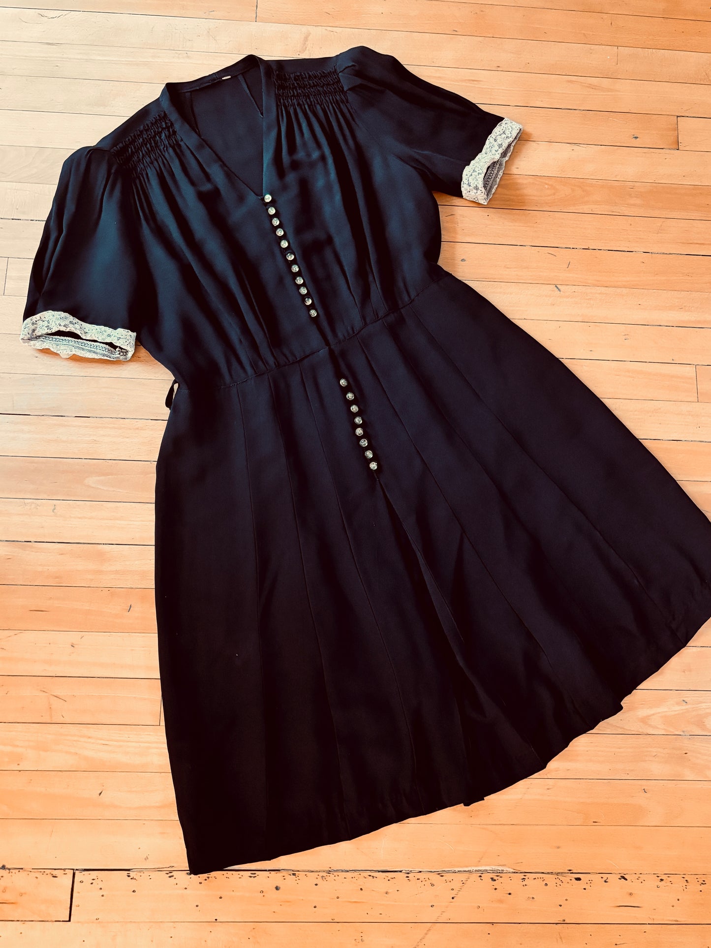Vintage 1930s to 1940s Dress - Volup! Black Rayon Mesh Summer Goth Shirtwaist w Celluloid Buttons Size L to XL